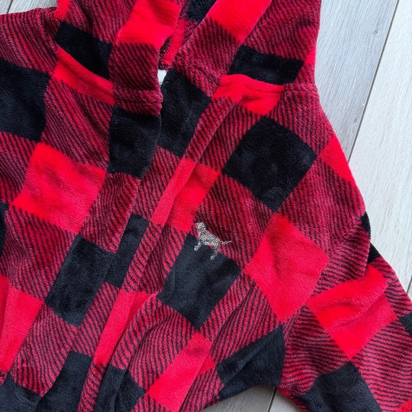 Pink VS Red and Black Plaid Hooded Robe - Picture 6 of 7